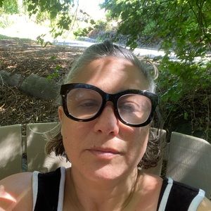 Meet your Posher, Yohanna